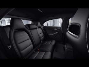Mercedes-Benz A 180 Urban Navi Park-Pilot Klimaanlage Bild 4