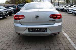 Volkswagen Passat Lim. Highline BMT/Start-Stopp 4Motion Bild 3