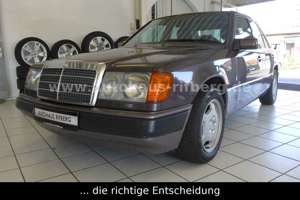 Mercedes-Benz E 200 D Automatik AHK/LM/Schiebedach elekt./eFH Bild 1