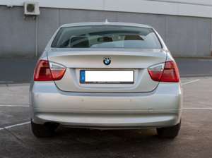 BMW 318 318d Bild 3