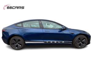 Tesla Model 3 Standard Range RWD*Blue/White* Bild 4