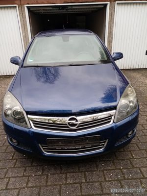 Opel Astra H Bild 1