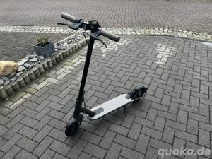 NXiaomi E Scooter 1S Bild 1