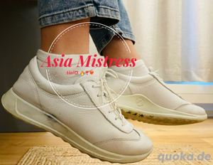 schnüffeln Sklave (getragenen Socken )gesucht bei Asia Mistress!! Bild 4