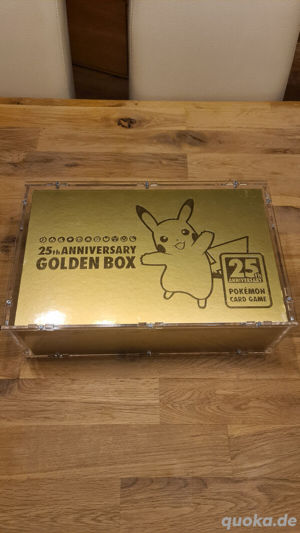 Pokemon 25th Anniversary Golden Box - SEALED JAPANESE im Acryl Case   Hardcover