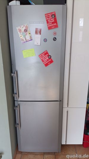 Einbauküche mit Kühlschrank Liebherr +Boschherd + Küchenschränke zu verkaufen,elegantes Design Bild 1