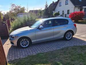 BMW 118 1er 118i Aut. Edition Metropolitan Bild 2