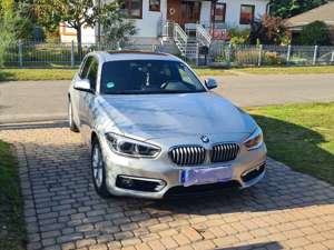 BMW 118 1er 118i Aut. Edition Metropolitan Bild 1