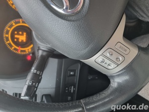 Toyota auris 1.4 VVT-i mit TÜV  Bild 7