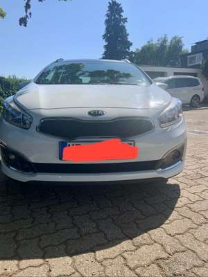 Kia Ceed SW / cee'd SW 1.6 GDI Dream Team Edition