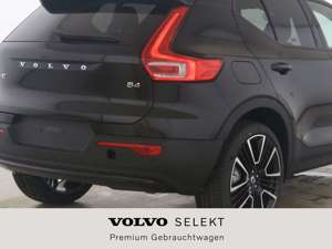 Volvo XC40 B4 Benzin 2WD Ultimate Dark DKG/AHK/360/21" Bild 4