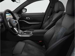 BMW 330 e Touring xDrive M-Sport NAVI LED HUD AHK Bild 3