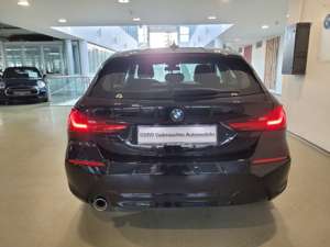 BMW 118 i 5-Türer Navi LED DAB Sitzhzg Sportlenkrad Bild 4