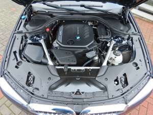 BMW 520 d Automatik Leder LED Harman Kardon Bild 3