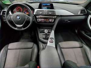 BMW 320 320i Adv. T-Leder Sports. Navi GSD HuD LED+ Ahk Bild 5