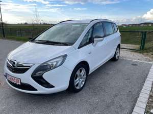 Opel Zafira C Tourer Edition 2.0 TÜV. NEU Bild 2