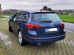 Opel Astra Astra 1.6 Turbo Sports Tourer Edition Bild 4