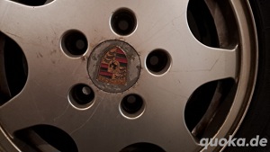 Original Porsche 911 (964) 16 Zoll Alufelgen mit Nabendeckel - Design 90 Bild 4