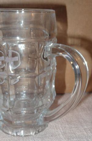 HK SAHM Bierglas Henninger Bier Frankfurt a.M. 0,2l Bierseidel Bierkrug Trinkglas kaum gebraucht ein Bild 2