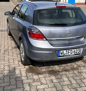 Opel Astra H CC 1.4 5T Bild 2
