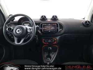 smart forTwo FORTWO Coupe EQ *EXCLUSIVE*22KW*JBL Passion Bild 4
