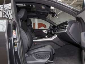Audi Q8 50 TDI Q 2x SLINE LM22 PANO ST.HEIZ ASSIST+ Bild 4