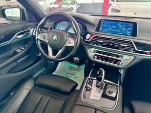 BMW 730 d xDrive M Sport Laser FernPark DrivinAssist+ Bild 3