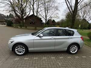 BMW 118 BMW i Automatik•KAMERA•XENON•SHZ•PDC•ALU