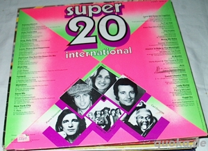 R LPS Super 20 international Hits 1975 Ariola 89 400 GT Langspielplatte LP Vinyl  Musik Sampler Viny