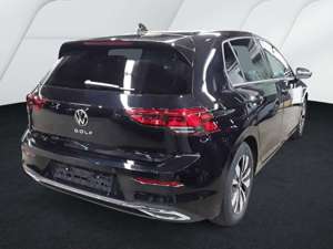 Volkswagen Golf VIII 2.0 TDI MOVE DSG Navi HUD LED+ AHK Bild 2