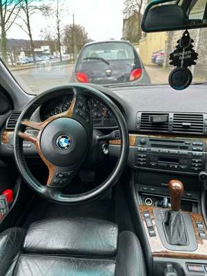 BMW 325 325i touring Bild 5