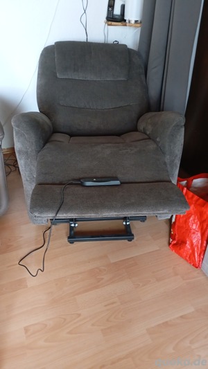 Relax Sessel voll elektronisch mit aufsteh Hilfe  Bild 1