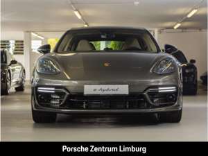 Porsche Panamera 4 E-Hybrid Sport Turismo Platinum Edition Bild 2