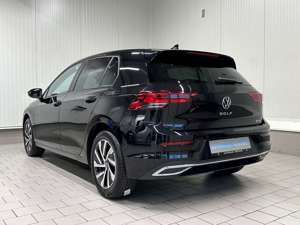 Volkswagen Golf VIII Active 1.5 eTSI DSG ACC RFK LED NAVI Bild 4