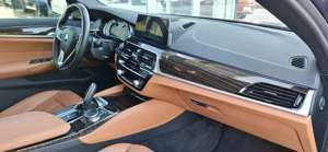 BMW 530 5er 530d Aut. Luxury Line Bild 4