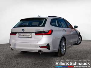 BMW 330 e Touring Advantage SHZ ACC HUD LASER 360° Bild 3
