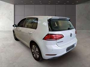 Volkswagen Golf VII Lim. e-Golf Navi LED CCS Bild 3