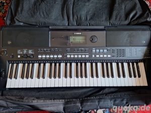 Keyboard Yamaha E433