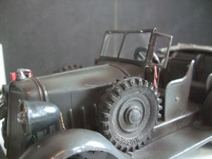 Hausser   Elastolin Wehrmacht Kübelwagen mit Verdeck, Federwerk und Licht ist ok Bild 3