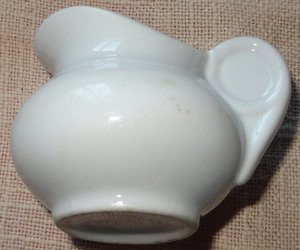 C Milchkanne Milchkännchen alt Porzellan weiß klein h 5,5 w 6,3 sehr gut erhalten Retro  noch gut zu