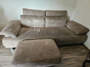 Zu Verschenken: Schlammgraue Couch mit Hocker (Pulheim) Bild 2