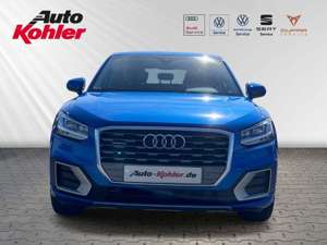 Audi Q2 2.0 TDI quattro sport  AHK STH LED Navi Sitzheizun Bild 2