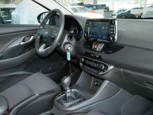 Hyundai i30 Kombi 1.0 TGDI Select Carplay Kamera Android Bild 4
