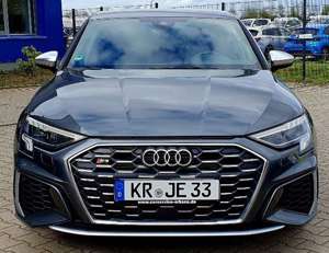 Audi S3 Limousine 2.0 TFSI quattro Daytonagrau "19er Bild 2