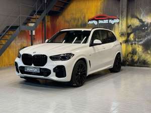 BMW X5 xDrive 40d M Sport~PANO~LASER~KAMERA~7-SITZER Bild 3