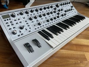 Synthesizer. MOOG Subsequent 37 CV limited Edition
