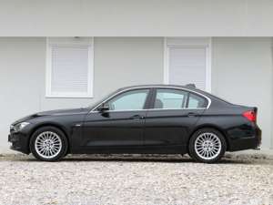 BMW 320 d lim. Luxury Aut. Bi-Xenon LED/NAVI/LEDER Bild 5