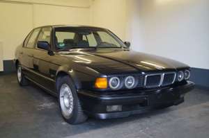 BMW 730 i E32/1993/V8/LEDER/TÜV MAI-2025! Bild 3