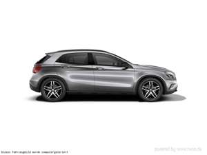 Mercedes-Benz GLA 200 GLA 200 Urban NAVI+PANO.-DACH+KLIMA+XENON+R-CD FIS Bild 2
