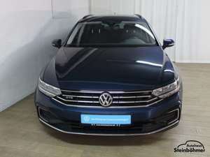 Volkswagen Passat Variant GTE Standhzg RearView TravelAssist Bild 4